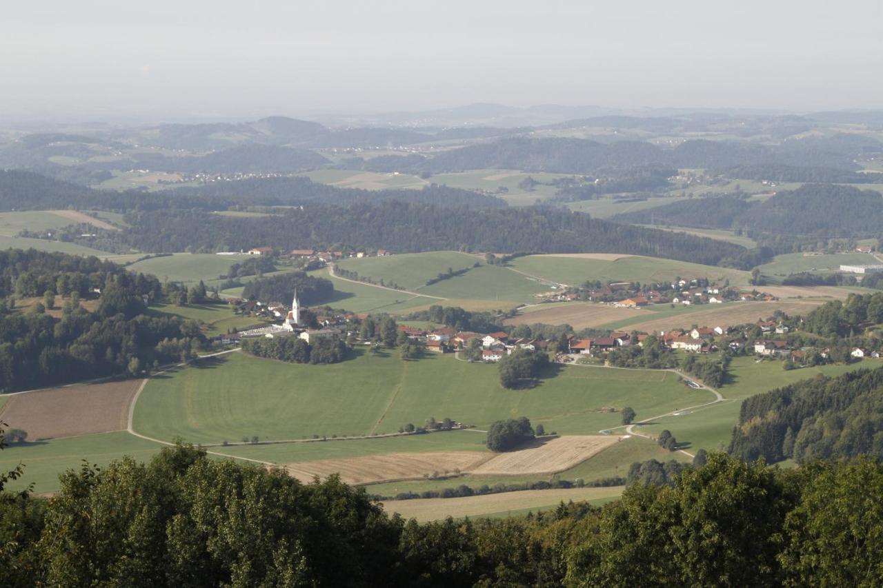Ferienwohnungen-Bendler Freyung Esterno foto